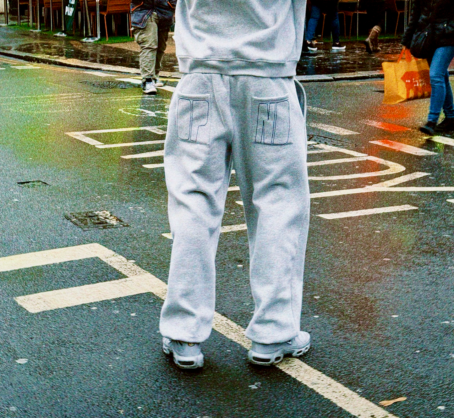 GREY JOGGERS